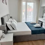 The Soft Light Apartamento Tirana