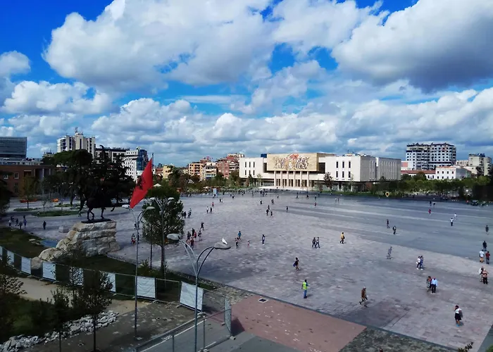 The Soft Light Τίρανα