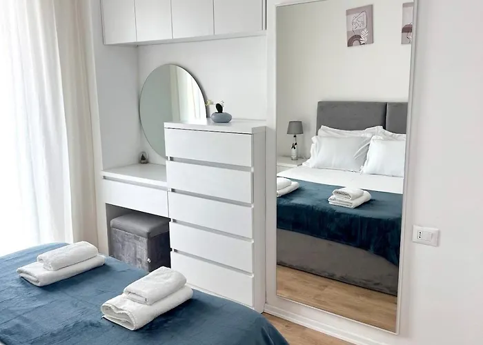 The Soft Light * Τίρανα