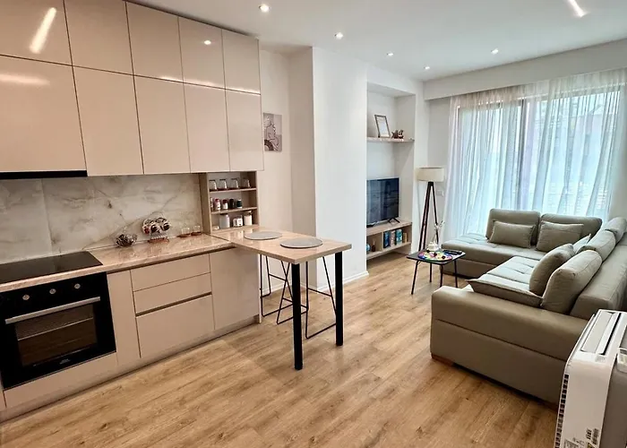 The Soft Light Τίρανα